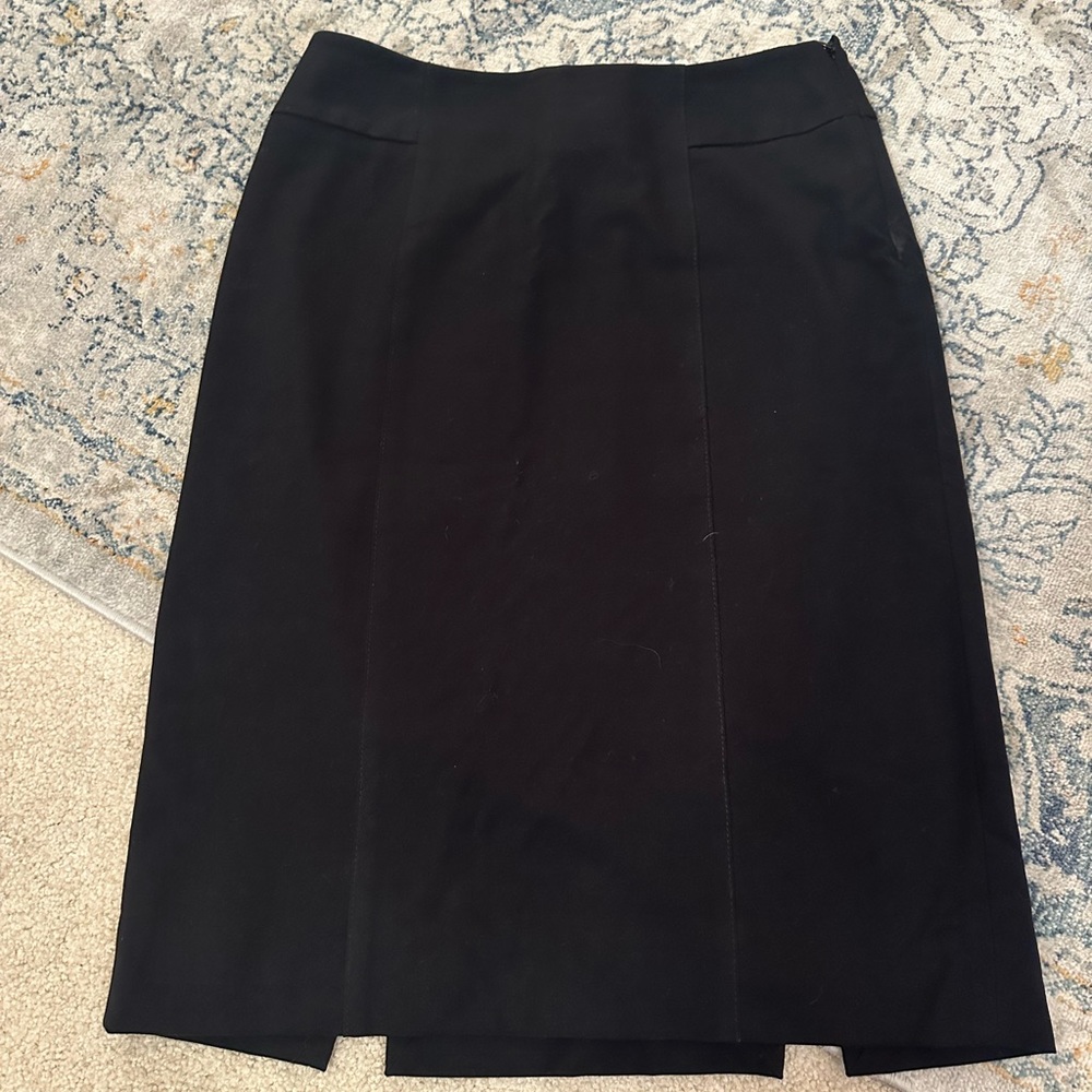 White House Black Market Size 6 Black Pencil Skirt